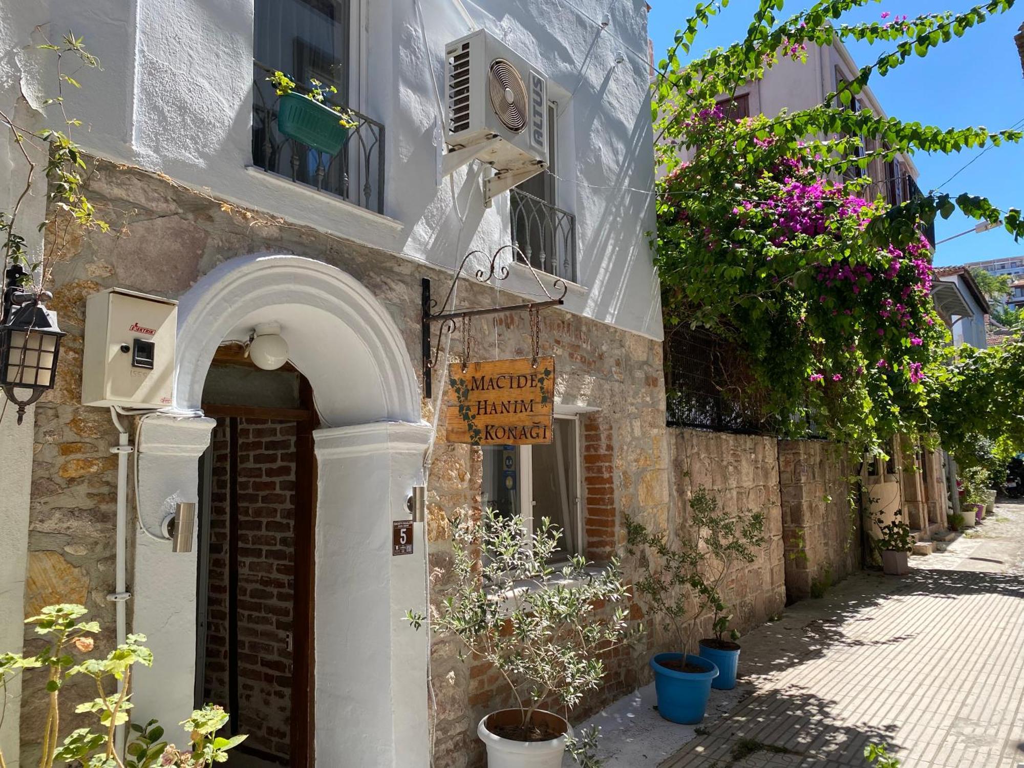 Macide Hanim Konagi Ayvalı Exterior foto